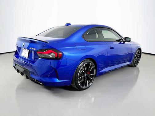 2025 BMW M240 i xDrive