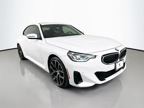 2023 BMW 230 i xDrive
