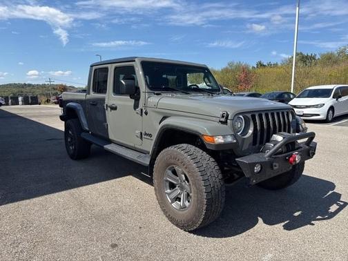 2021 Jeep Gladiator Sport