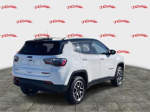 2024 Jeep Compass Trailhawk