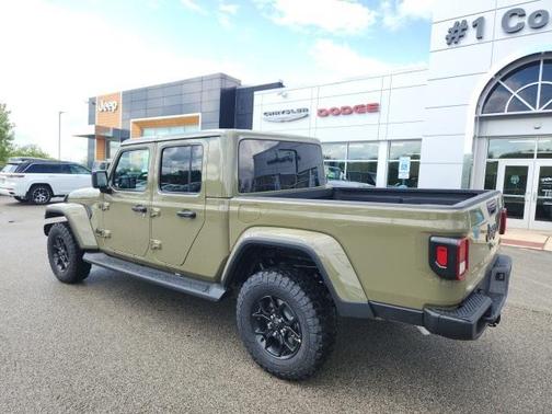 2025 Jeep Gladiator Sport
