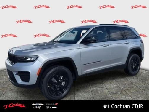 Silver Zynith 2025 Jeep Grand Cherokee Laredo
