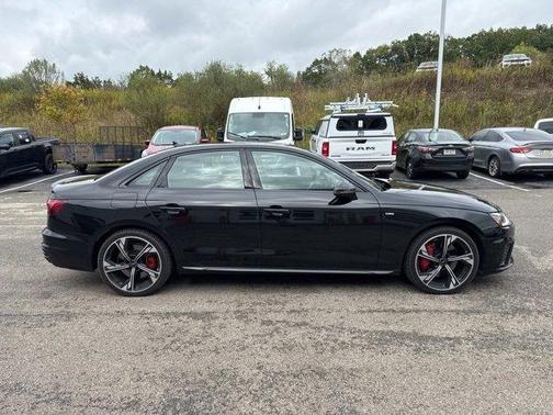2025 Audi A4 45 S line quattro Premium
