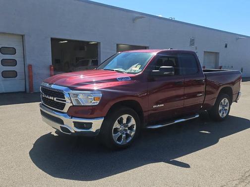 Delmonico Red Pearlcoat 2023 RAM 1500 Big Horn