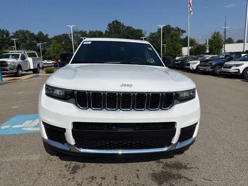 2025 Jeep Grand Cherokee L Laredo