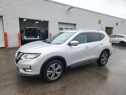 Brilliant Silver 2018 Nissan Rogue SL