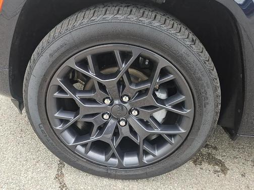 2024 Jeep Grand Cherokee Summit