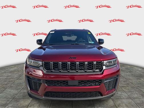 2026 Jeep Grand Cherokee Laredo