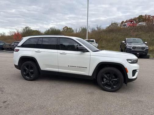 2023 Jeep Grand Cherokee Altitude