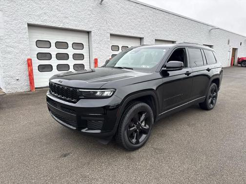 2023 Jeep Grand Cherokee L Laredo