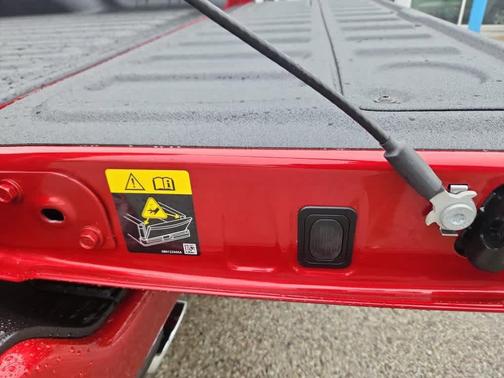 Molten Red Pearlcoat 2026 RAM 1500 Laramie