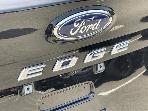 2023 Ford Edge ST