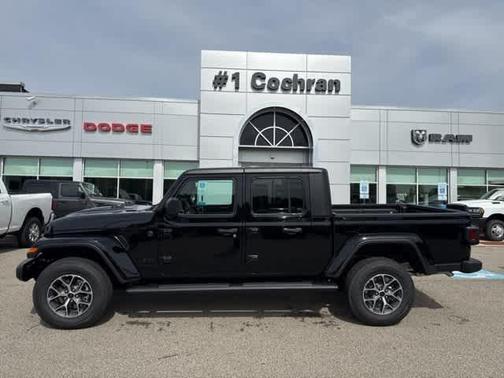 2025 Jeep Gladiator Sport