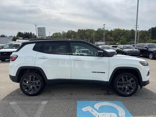 2026 Jeep Compass Limited Altitude