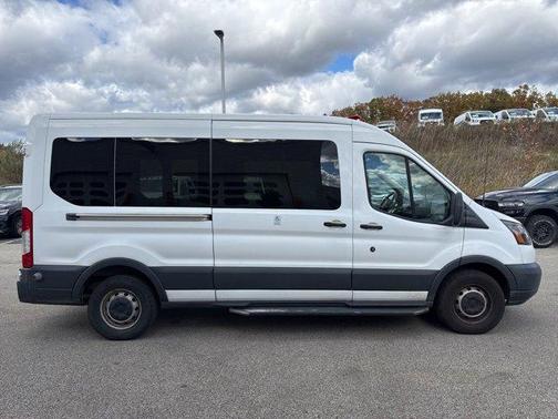 2018 Ford Transit-350 148 WB Medium Roof Cargo