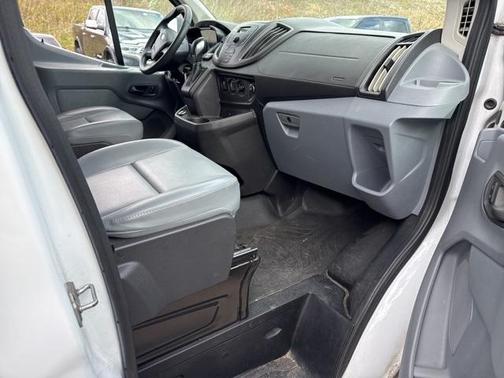 2018 Ford Transit-350 148 WB Medium Roof Cargo