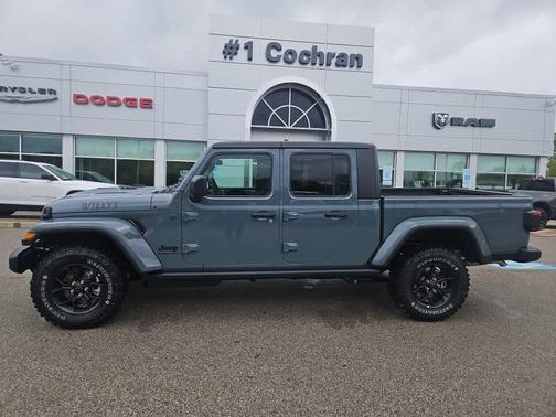 Hydro Blue Pearlcoat 2026 Jeep Gladiator Sport