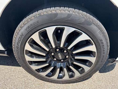 2024 Lincoln Navigator Black Label