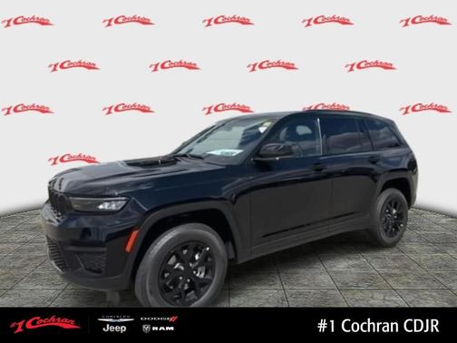 2025 Jeep Grand Cherokee Laredo