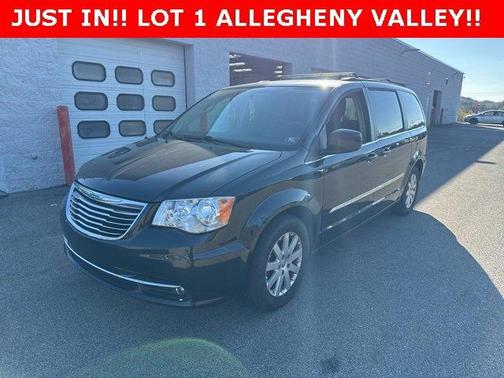 2015 Chrysler Town & Country Touring