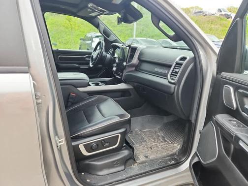 Billet Silver Metallic Clearcoat 2023 RAM 1500 Laramie