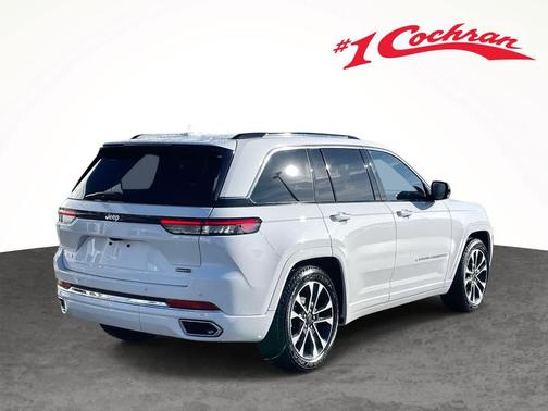 2022 Jeep Grand Cherokee Overland