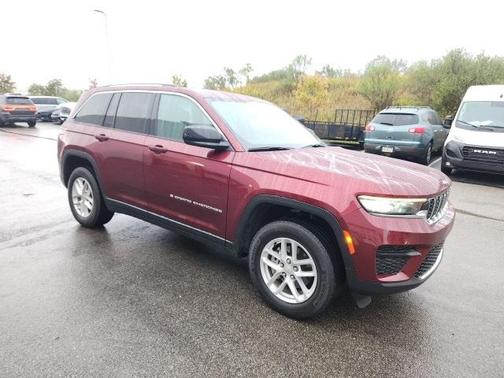 2023 Jeep Grand Cherokee Laredo