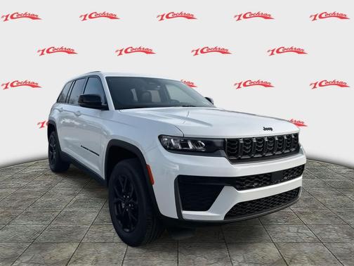 2026 Jeep Grand Cherokee Laredo