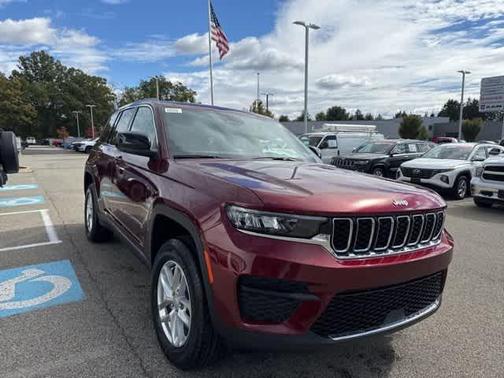 2025 Jeep Grand Cherokee Laredo X