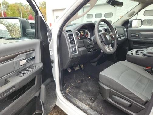 2024 RAM 1500 Classic SLT