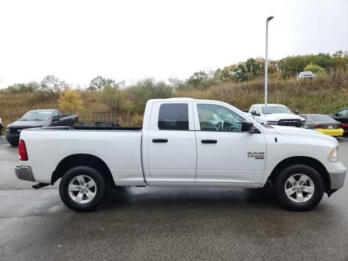 2024 RAM 1500 Classic SLT