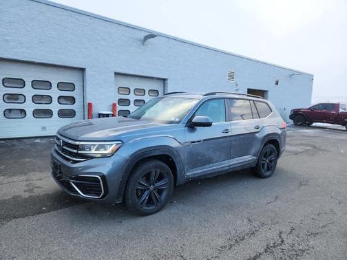 2021 Volkswagen Atlas 3.6 SE w/ Technology R-Line