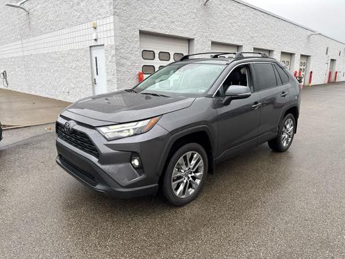 2022 Toyota RAV4 XLE Premium
