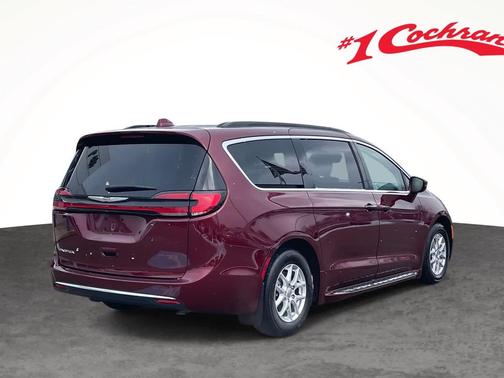 2022 Chrysler Pacifica Touring-L