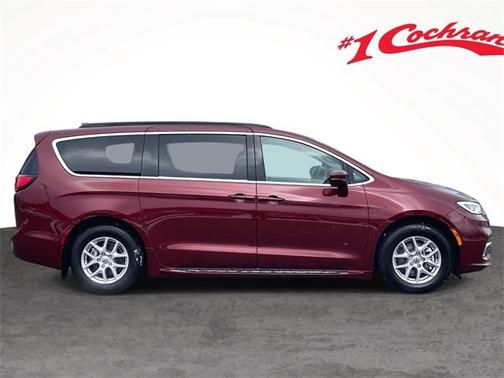 2022 Chrysler Pacifica Touring-L