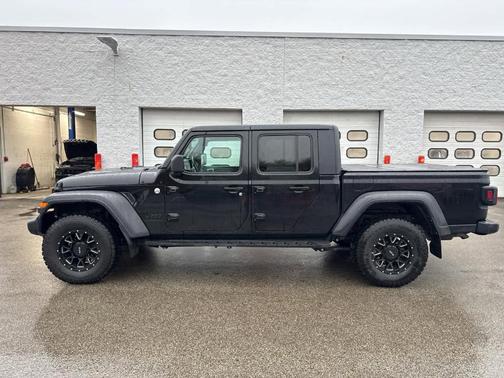2020 Jeep Gladiator Sport