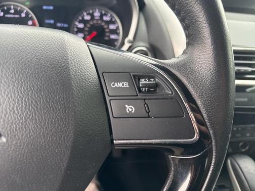 2020 Mitsubishi Eclipse Cross SE