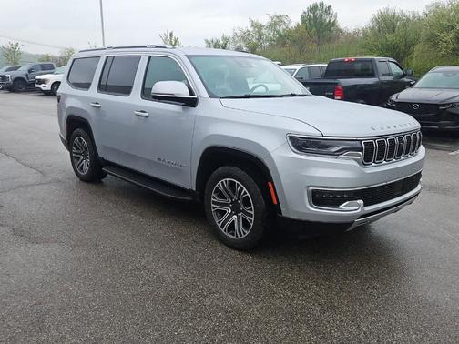 Silver Zynith 2022 Jeep Wagoneer Series III