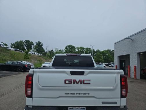Summit White 2022 GMC Sierra 1500 Limited Elevation
