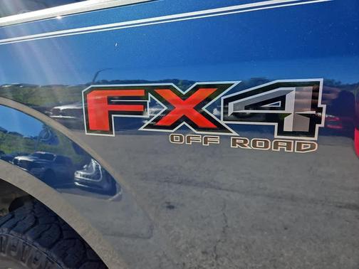Blue Jeans Metallic 2019 Ford F-150 XLT