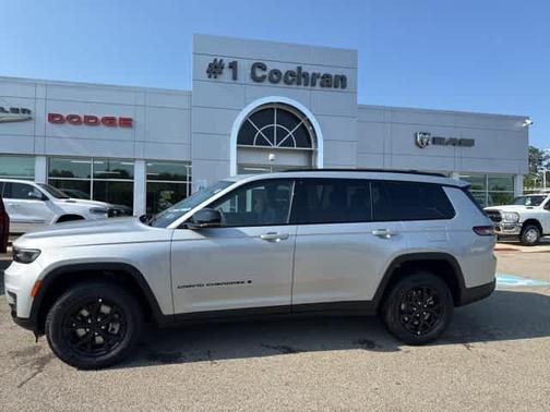 2025 Jeep Grand Cherokee L Laredo