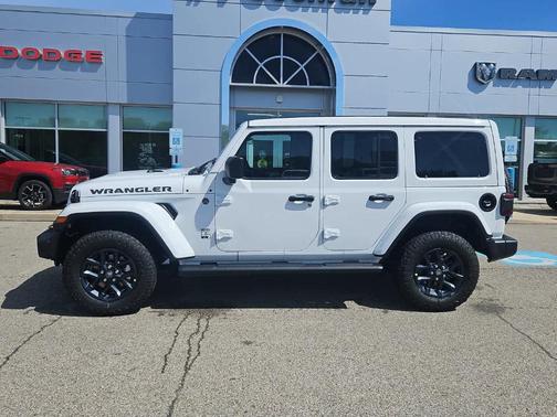Bright White Clearcoat 2026 Jeep Wrangler 85th Anniversary