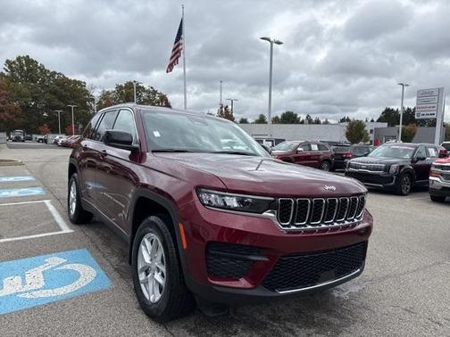 2025 Jeep Grand Cherokee Laredo X
