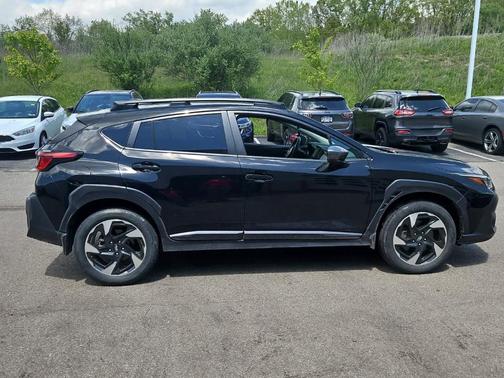 Crystal Black Silica 2024 Subaru Crosstrek Limited