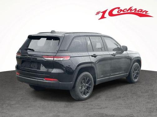 2024 Jeep Grand Cherokee Laredo