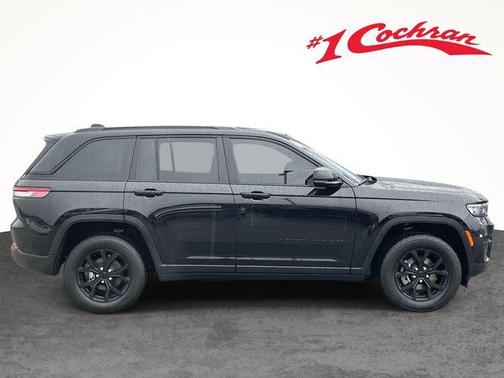 2024 Jeep Grand Cherokee Laredo