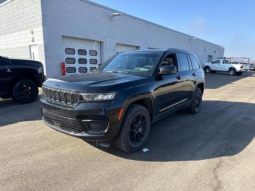 2024 Jeep Grand Cherokee Laredo