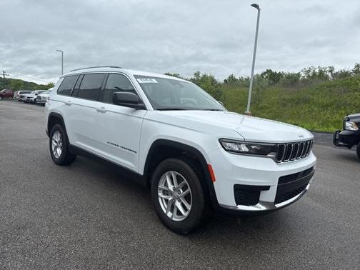 2022 Jeep Grand Cherokee L Laredo