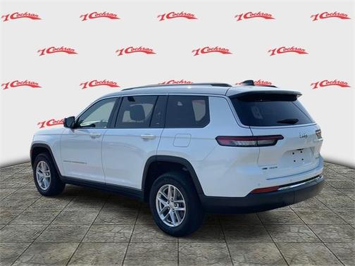 2022 Jeep Grand Cherokee L Laredo