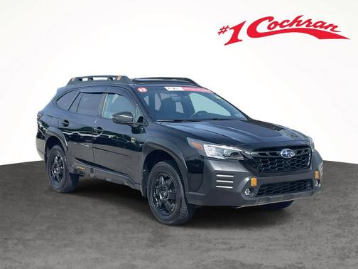 Crystal Black Silica 2022 Subaru Outback Wilderness